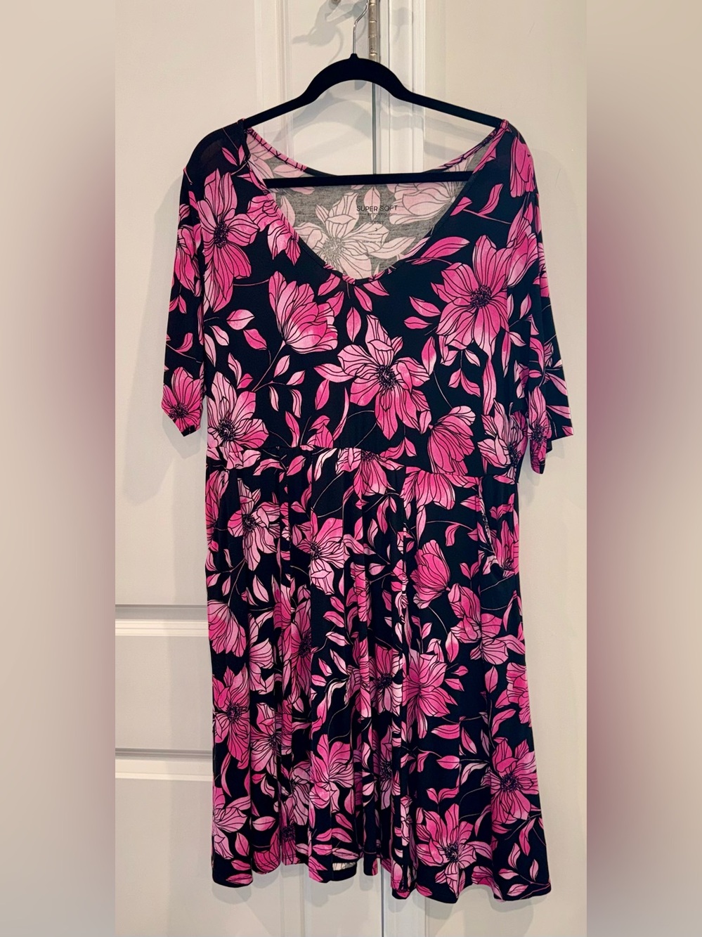 Torrid Super Soft Skater Mini Dress Black bright Pink Size 2